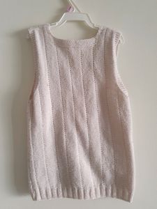 Sweater Sleeveless( Handmade)