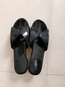 Black Wedges