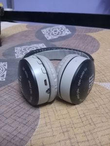JBL HEADSET (MInT cOnDItIOn) [FULL BASE)[ FOLDING)