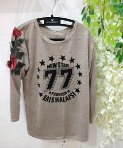 "2 Beautiful Top At Very Reasonable Price"