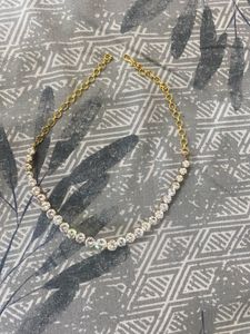 Elegant Crystal Necklace