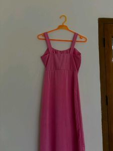 Pink bodycon dress with front slit