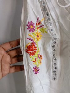 Beautiful Embroidery Kurti