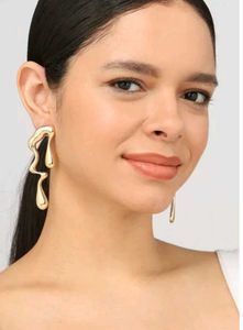 Aesthetic Gold Earrings