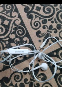 Samsung First Copy Earphones
