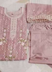 Elegant Embroidered Kurta Set...new with tag