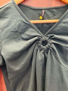 Green Top w/ Ring Detail