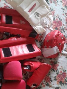 HANAHW Protective Gear Set