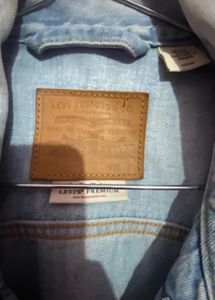 Levi&#39;s Denim Jacket