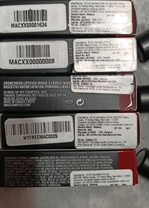 MAC LIPSTICK