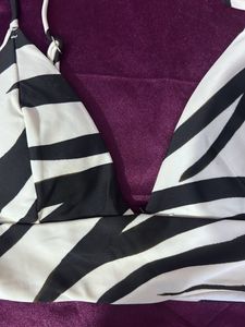 Leaopard Style Black N Offwhite Crop Top
