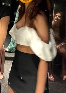 Chic White Crop Top