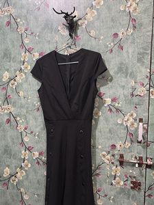 Elegant Black Midi Dress
