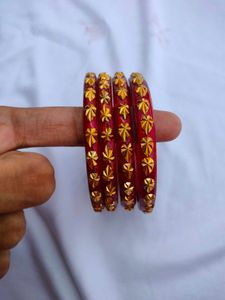 Maroon Bangles Set Of 4