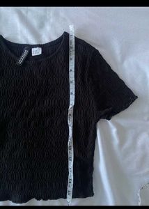 H&amp;M Black Textured Top