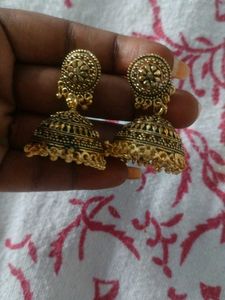 Jhumka Earrings Set