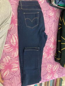 Jeans Heavy Used With Flaws Check Pictures