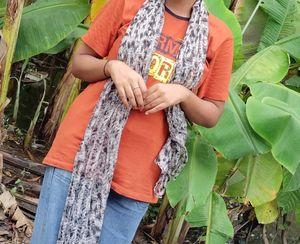 Brown Tshirt