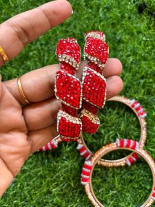 Red Bangles Set