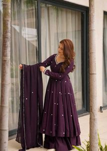 Women Ethnic Wear