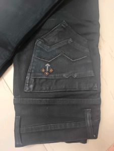 Black Jeans