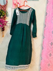 Beautiful Green Cotton Kurti