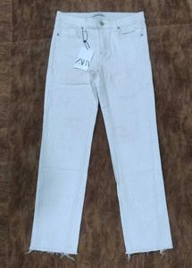 le CORMANG White Raw Hem Jeans