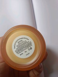 Pond&#39;s Bright Beauty Gel Creme