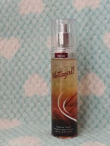 Aqualogica Trending Lip Gloss