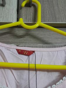 Pink Embroidered Kurta Set nt available below 2000