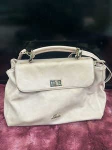 Bag Used 3-4Times (Perfect Condition But Dirty)
