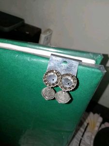 Stylish Jhumka Earrings
