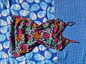 FLoral cami top (Y2k fashion 🤌💕)