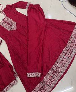 Elegant Mazenta Pink Embroidered Anarkali