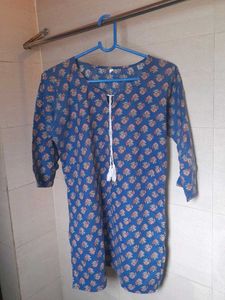 Blue Floral Print Short Kurti ✨️
