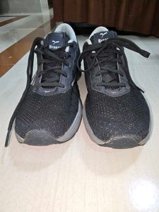 Breeze Black Sport Shoes