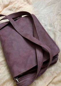 Elegant Sling Bag for Women 💕