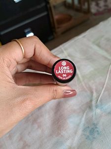 Essence Nudish Rust Brown Lipstick
