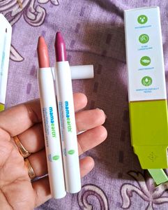 Mamaearth Hydra Matte Crayon