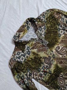 ❗ CLEARANCE ❗ Vintage Patterned Long Sleeve Top