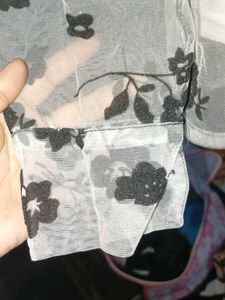 Floral Puff Sleeve Mesh Top