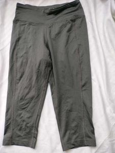 Black And Grey Capri Combo
