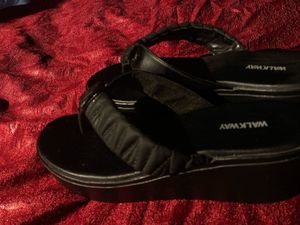 Walkway Black Platform Sandals