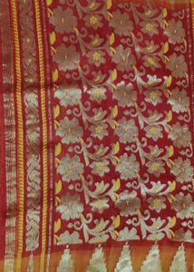 Elegant Red &amp; Gold Sari