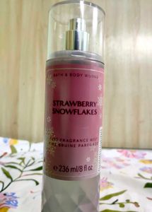 Strawberry Snowflakes Fine Fragrance Mist