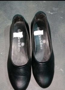 Black Colour Office Or Formal Pump Shoes