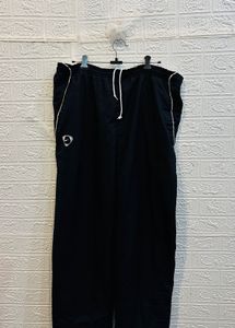 🇺🇸 Nike Imported Track Pants