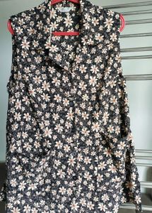 Floral Sleeveless Button-Up