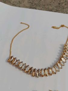Pendent Set