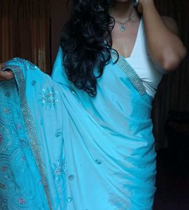 Stunning Party Saree🩵